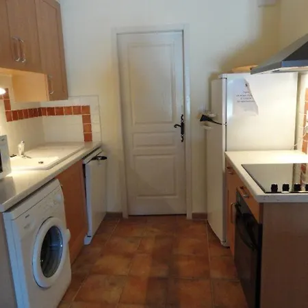 Au Coeur De Valensole Avec Acces Piscine - Fr-1-822-1 Apartment